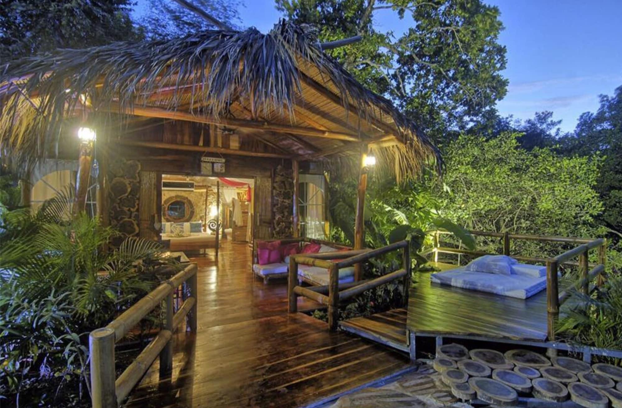 Ocho Artisan Bungalows (Adults Only) Tamarindo Ngoại thất bức ảnh