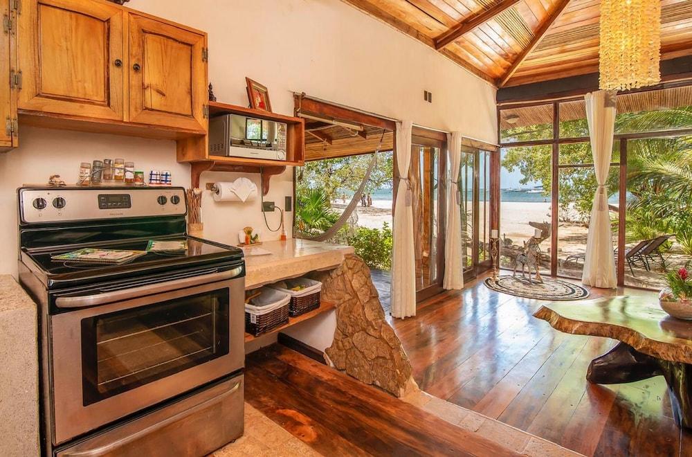 Ocho Artisan Bungalows (Adults Only) Tamarindo Ngoại thất bức ảnh