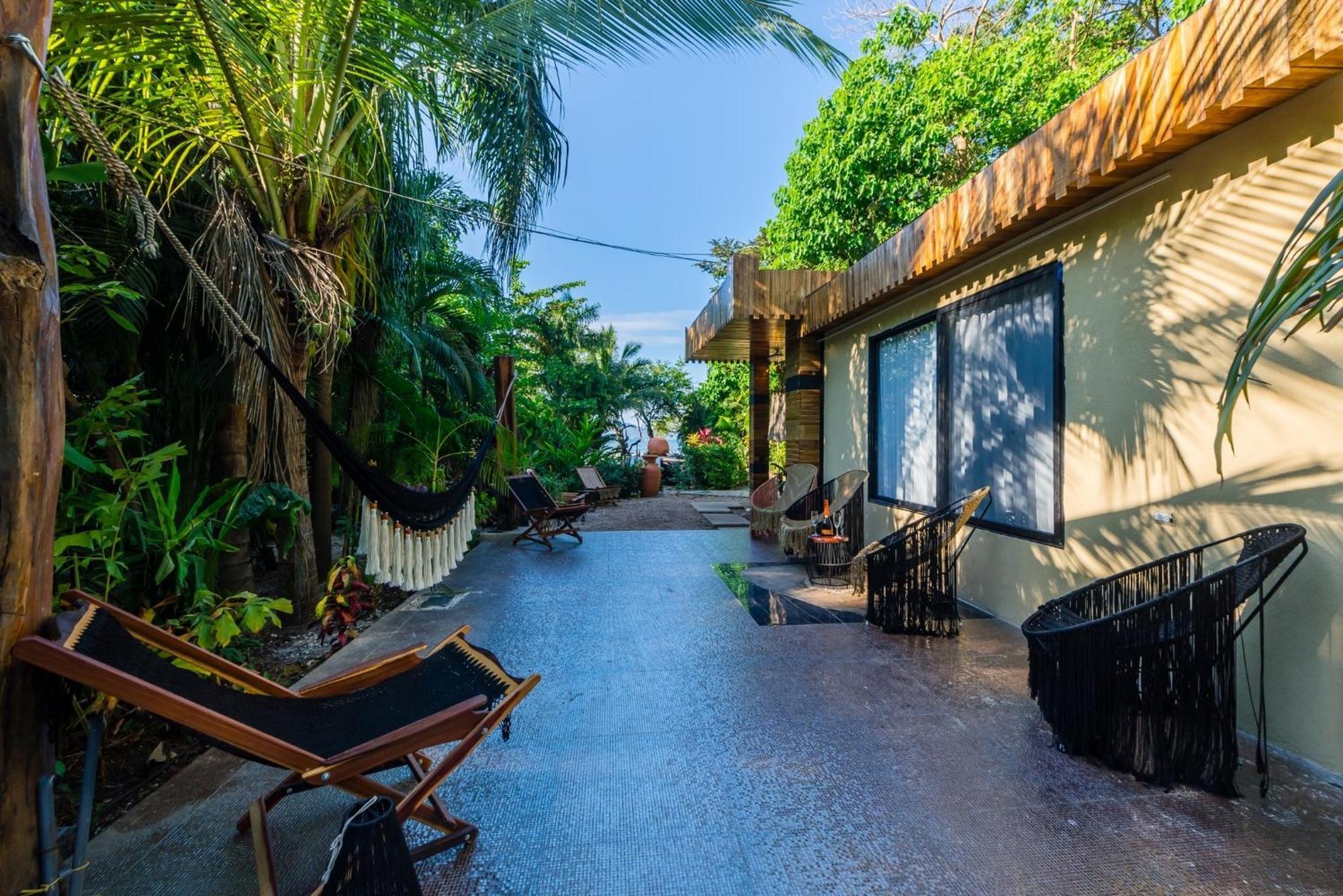 Ocho Artisan Bungalows (Adults Only) Tamarindo Ngoại thất bức ảnh