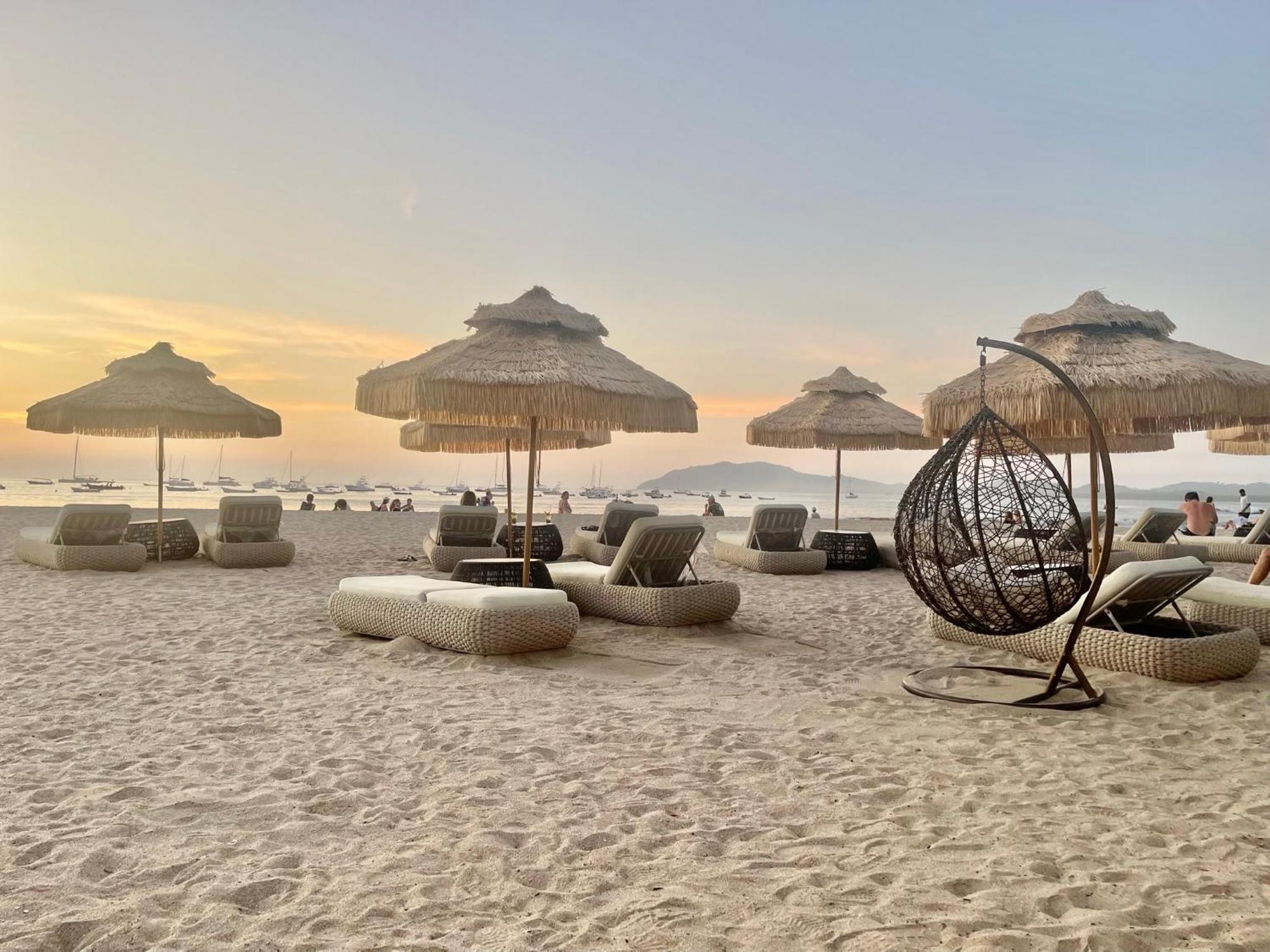 Ocho Artisan Bungalows (Adults Only) Tamarindo Ngoại thất bức ảnh