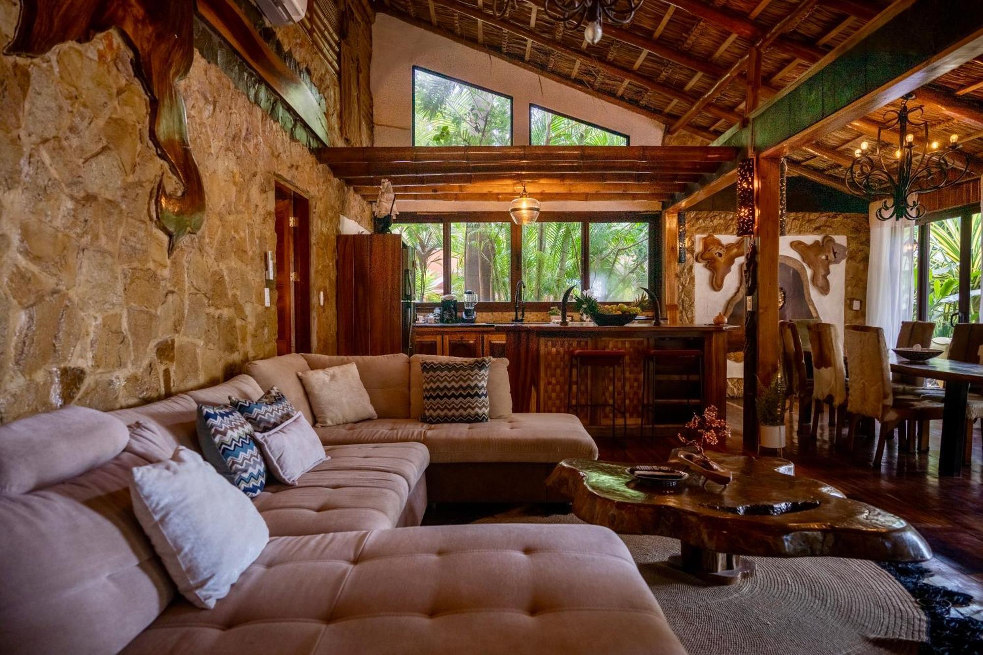Ocho Artisan Bungalows (Adults Only) Tamarindo Ngoại thất bức ảnh