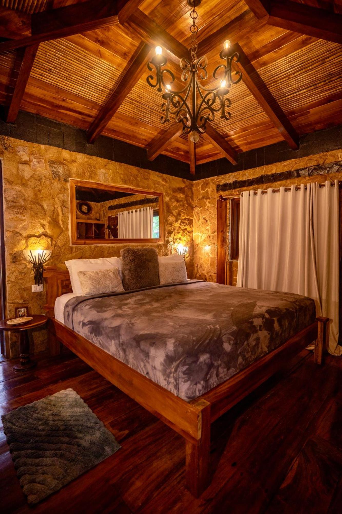 Ocho Artisan Bungalows (Adults Only) Tamarindo Ngoại thất bức ảnh