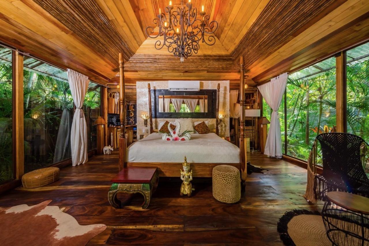 Ocho Artisan Bungalows (Adults Only) Tamarindo Ngoại thất bức ảnh