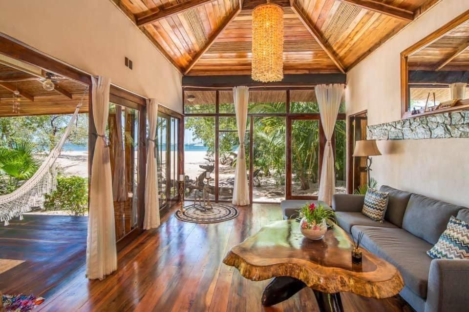 Ocho Artisan Bungalows (Adults Only) Tamarindo Ngoại thất bức ảnh