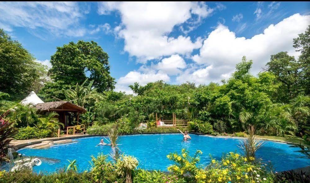 Ocho Artisan Bungalows (Adults Only) Tamarindo Ngoại thất bức ảnh