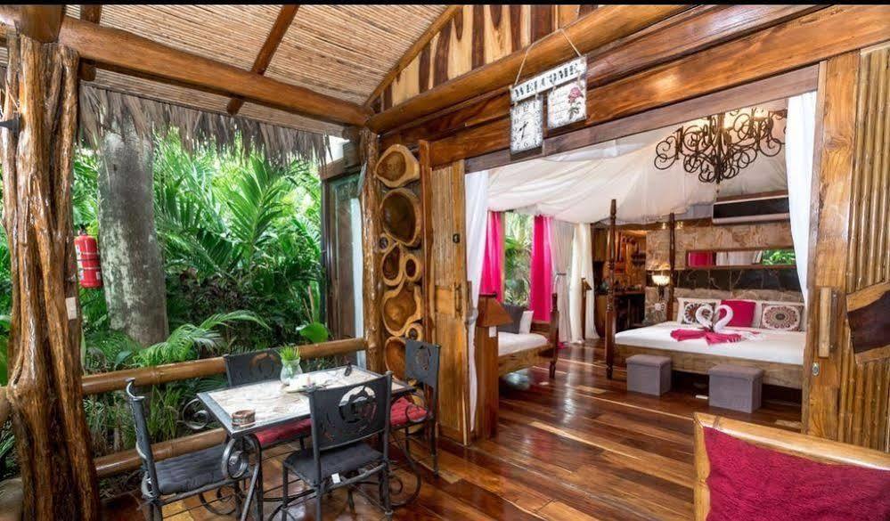 Ocho Artisan Bungalows (Adults Only) Tamarindo Ngoại thất bức ảnh